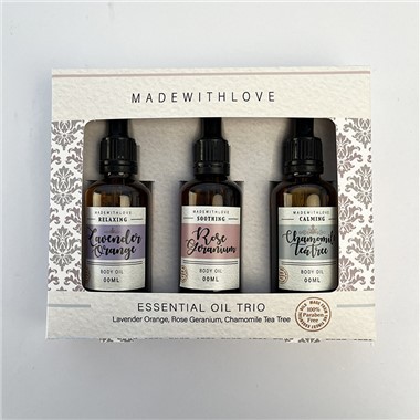 جلد کے لیے لیوینڈر ضروری تیل